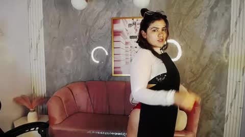 scarlett_jhonson_ch online show from 14, 5, 2026