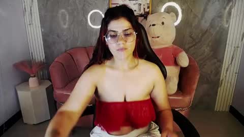scarlett_jhonson_ch online show from 15, 5, 2026