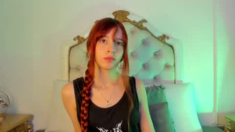 scarlett smith 3 online show from 22, 4, 2026