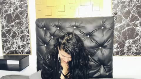 Scarlett online show from 16, 1, 2025