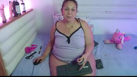 scarlettbooty online show from 19, 4, 2026