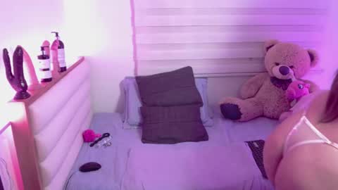 Snapshot of scarlettbooty chatting on 3, 5, 2026 scarlettbooty online show from 3, 5, 2026