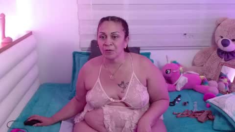 Snapshot of scarlettbooty chatting on 11, 5, 2026 scarlettbooty online show from 11, 5, 2026