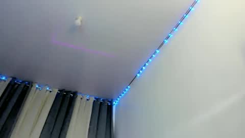 YOUR GIRLFRIEND online show from 26, 4, 2026