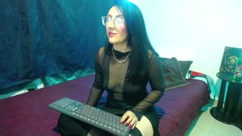 Scarlette online show from 27, 2, 2025