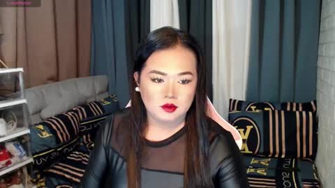 scarlette online show from 5, 1, 2025