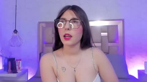 Scarlet online show from 29, 4, 2026