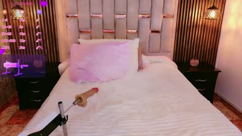  SCARLETTT SSS online show from 24, 4, 2026