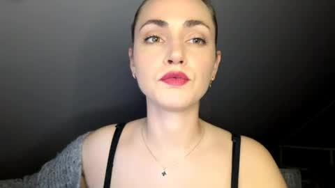 ScarlettxBlonde online show from 21, 5, 2026