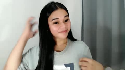 scarletvamp online show from 3, 3, 2025