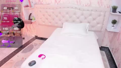 Scarlet online show from 6, 3, 2026