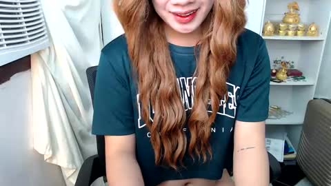 Queen Scarlet online show from 19, 12, 2024