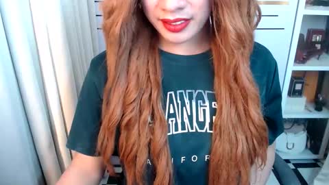 Queen Scarlet online show from 9, 3, 2026