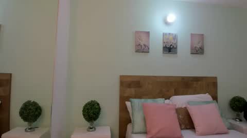 SCARLET online show from 23, 4, 2026