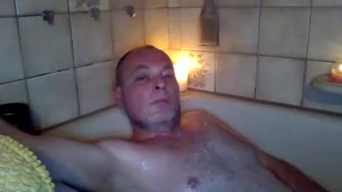 schnibschnab online show from 15, 10, 2025