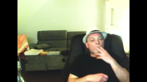 schnibschnab online show from 10, 3, 2026