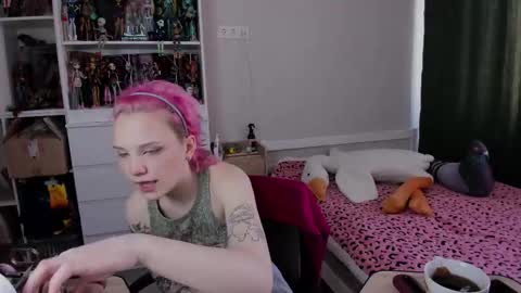 Rina online show from 7, 3, 2026