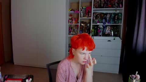 Snapshot of school_love chatting on 4, 6, 2026 Rina online show from 4, 6, 2026