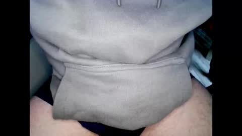 Guy online show from 5, 10, 2025