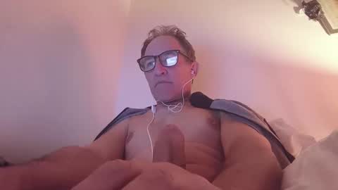 scotchwhieskie online show from 18, 4, 2026