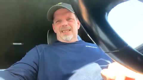 scottj603603 online show from 23, 4, 2026