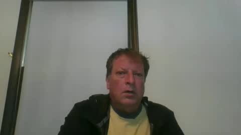 Snapshot of scottpbi52 chatting on 6, 5, 2026 scottpbi52 online show from 6, 5, 2026