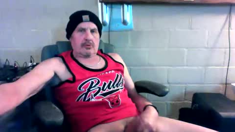 eating pussy  sucking dick online show from 1, 2, 2026