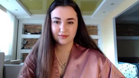 Elizabeth  online show from 4, 2, 2025