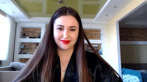 Elizabeth  online show from 7, 3, 2025