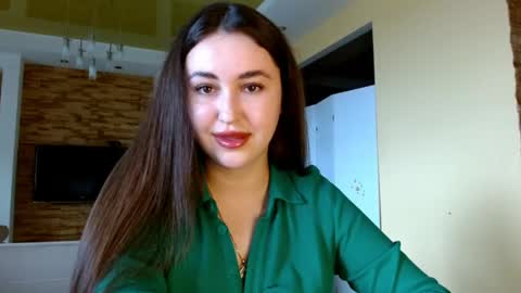 Elizabeth  online show from 22, 4, 2026