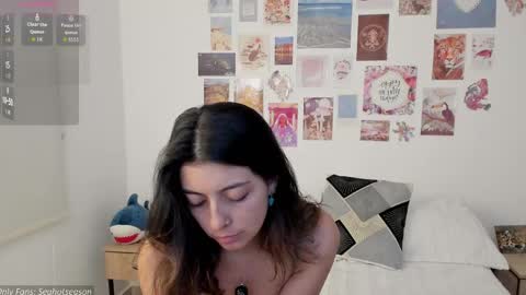 Aria Independent model online show from 28, 4, 2026