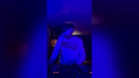 seanplushouse online show from 5, 3, 2026