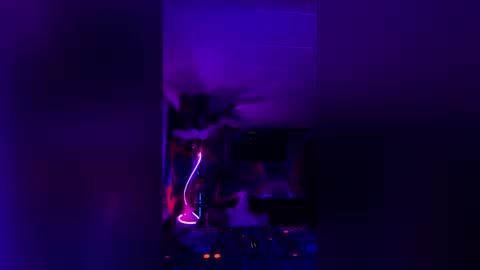 seanplushouse online show from 6, 3, 2026