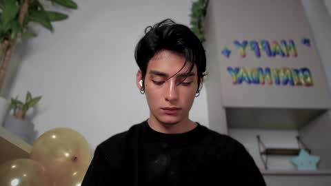 Snapshot of sebas_rosse chatting on 23, 12, 2024 sebastian online show from 23, 12, 2024