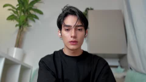 Snapshot of sebas_rosse chatting on 11, 1, 2025 sebastian online show from 11, 1, 2025