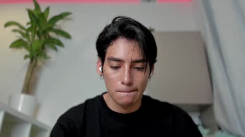 Snapshot of sebas_rosse chatting on 12, 1, 2025 sebastian online show from 12, 1, 2025