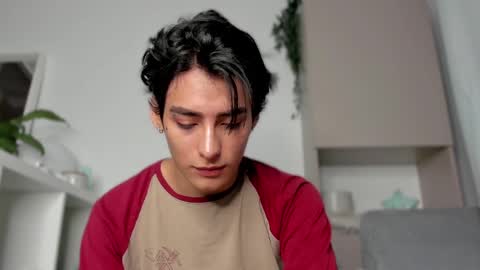 Snapshot of sebas_rosse chatting on 13, 2, 2025 sebastian online show from 13, 2, 2025