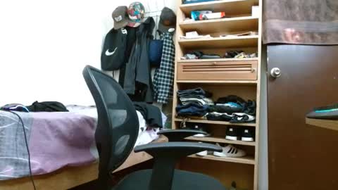 Sebas online show from 4, 2, 2025