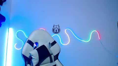 Sebastian online show from 11, 1, 2026