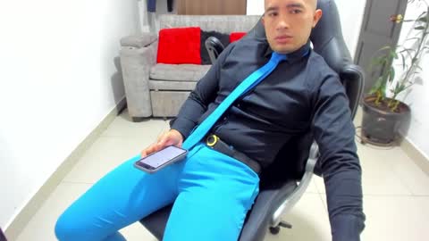 juan  sebastian online show from 28, 1, 2025