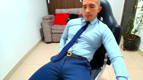 juan  sebastian online show from 1, 2, 2025