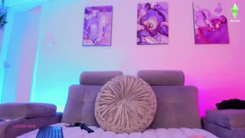     .  INDEPENDENT MODEL online show from 16, 2, 2026