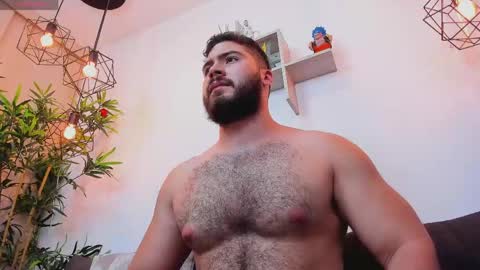 Instagram jeanpaulfit  online show from 21, 4, 2026