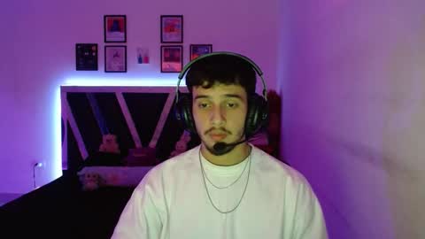 Snapshot of sebasxxl12 chatting on 15, 12, 2025 Sebas online show from 15, 12, 2025