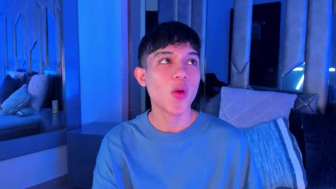 Sebastian online show from 8, 9, 2025