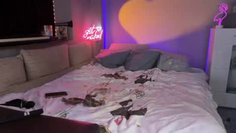 Snapshot of secret_lovers1 chatting on 11, 6, 2026 Secret Lovers online show from 11, 6, 2026