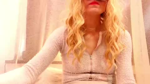 Snapshot of secretanni chatting on 9, 2, 2025 Anni online show from 9, 2, 2025