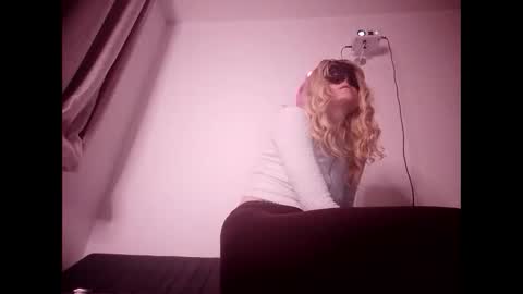 Snapshot of secretanni chatting on 17, 2, 2025 Anni online show from 17, 2, 2025