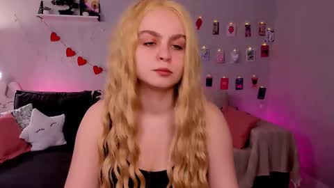 Vivien online show from 6, 3, 2026