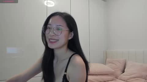 Angela online show from 1, 11, 2025